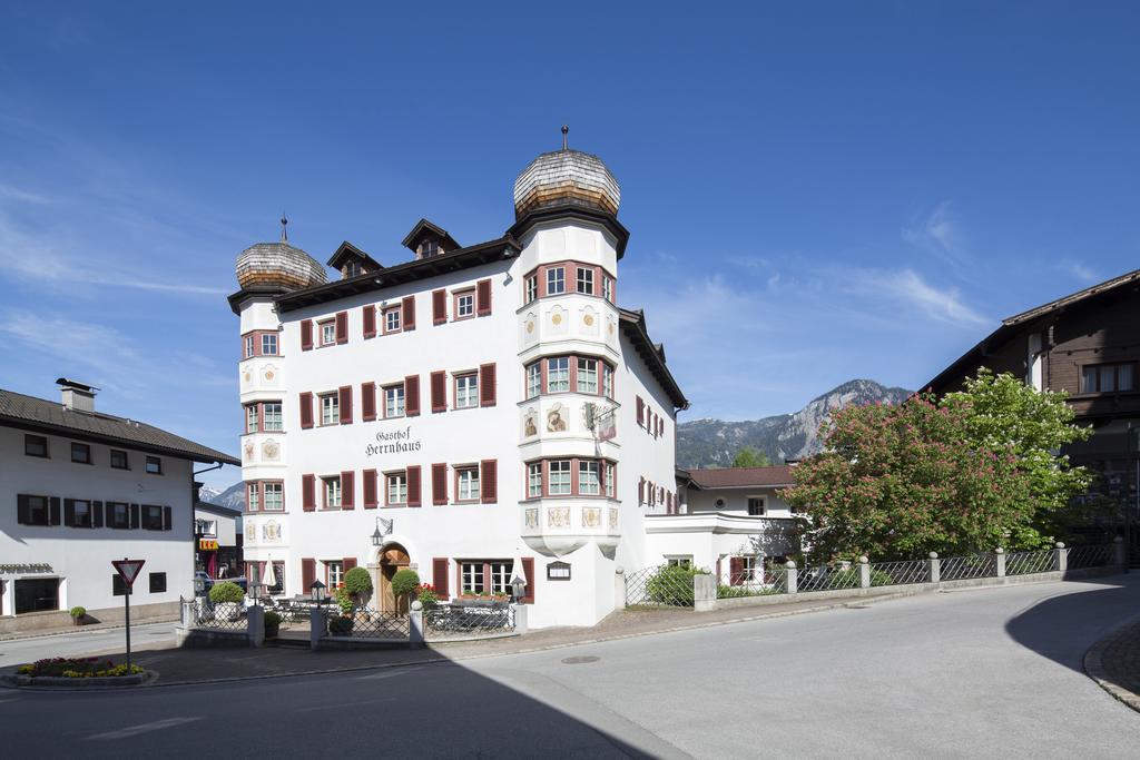 Gasthof Herrnhaus Brixlegg Exterior foto